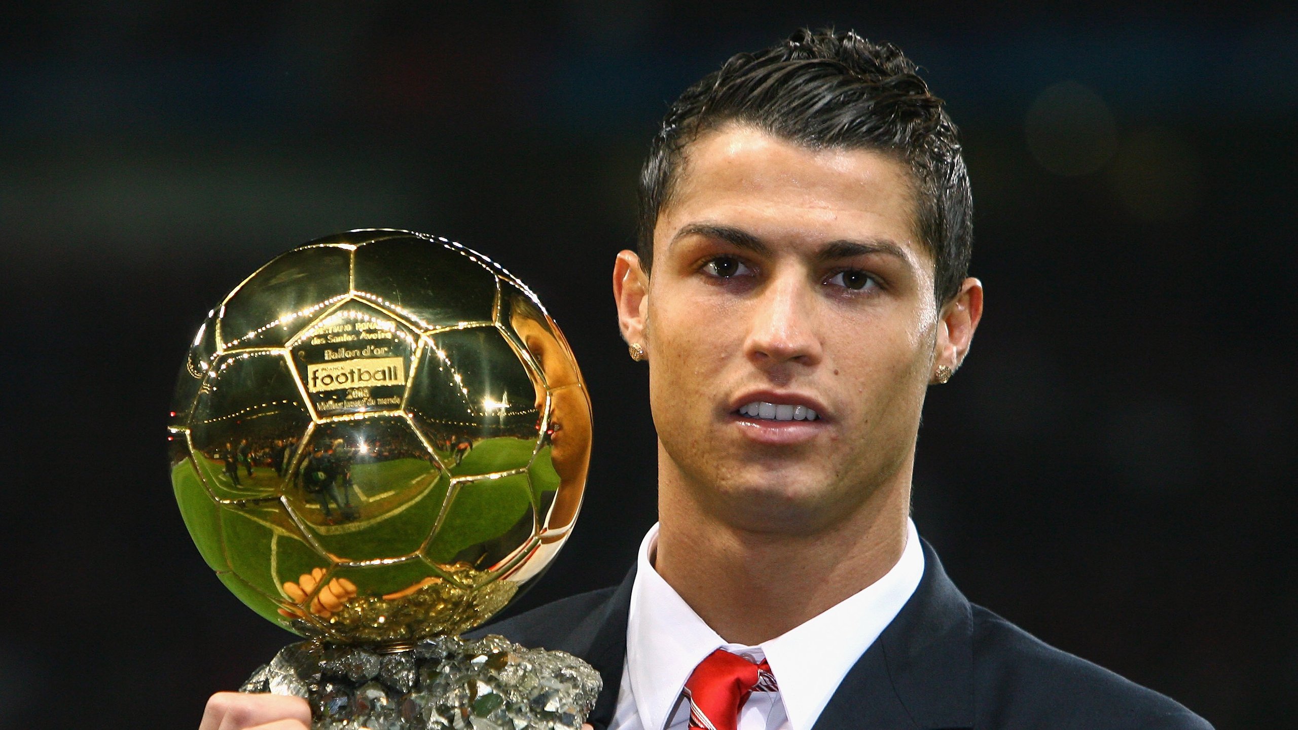 爱游戏大厅官网-“历史决战：最经典的五大冠冕之战”，5种冠冕